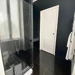 Chateau Bernon Maison D Hotes - Piscine Et Bed and breakfast