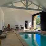 Chateau Bernon Maison D Hotes - Piscine Et