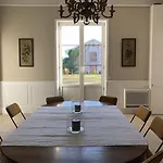 Chateau Bernon Maison D Hotes - Piscine Et