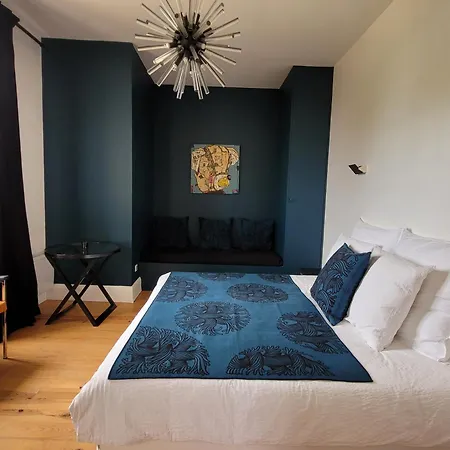 Chateau Bernon Maison D Hotes - Piscine Et 4*