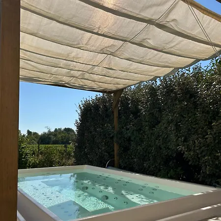 Chateau Bernon Maison D Hotes - Piscine Et 4*