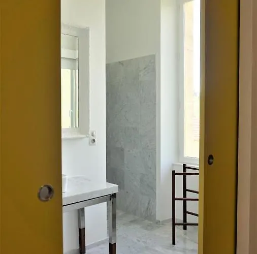 Chateau Bernon Maison D Hotes - Piscine Et 4*