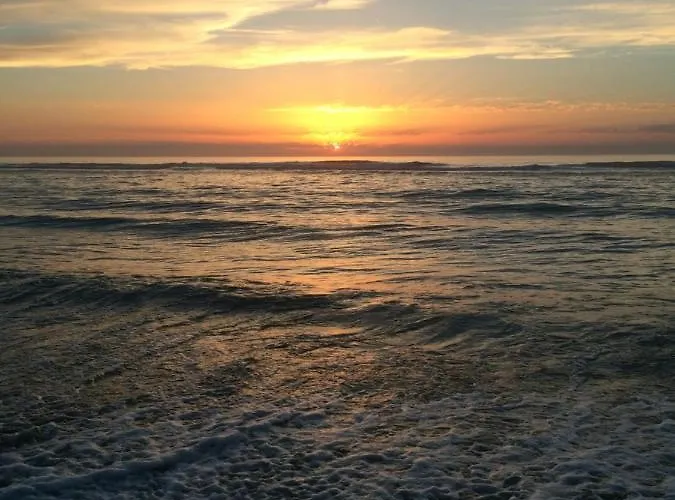 Chateau Bernon Maison D Hotes - Piscine Et Queyrac