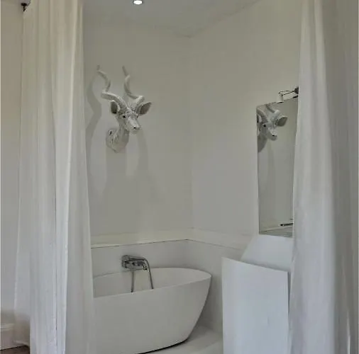 Chateau Bernon Maison D Hotes - Piscine Et 4*