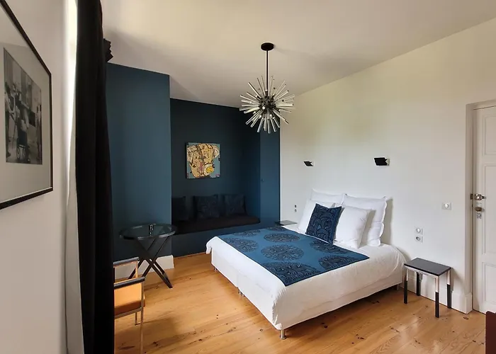 Chateau Bernon Maison D Hotes - Piscine Et