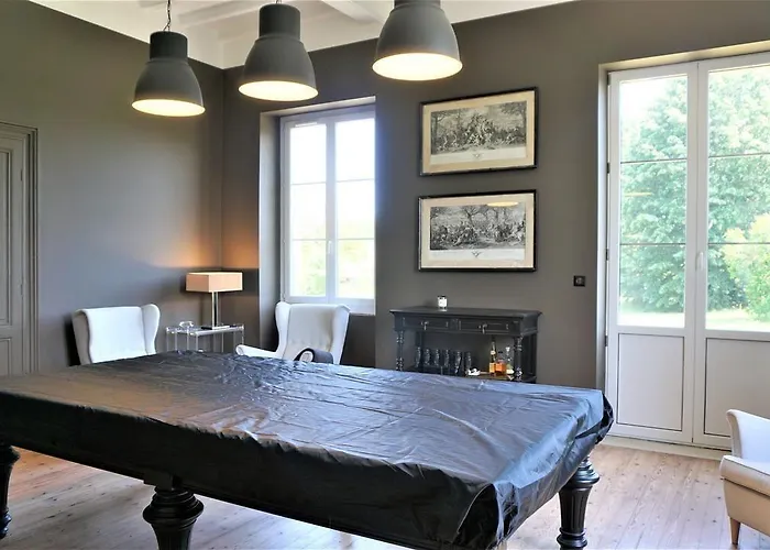 Nocleg ze śniadaniem Chateau Bernon Maison D Hotes - Piscine Et Queyrac